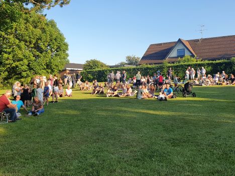 Velbesøgt Sankt Hans Aften i Nørager