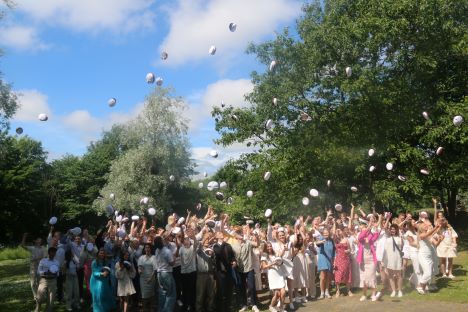 Studenter fra Støvring Gymnasium sprang ud
