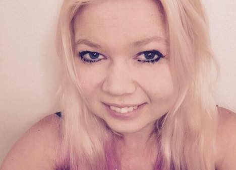 Efter ulykke: Nørager-pige aktuel med ny bogserie