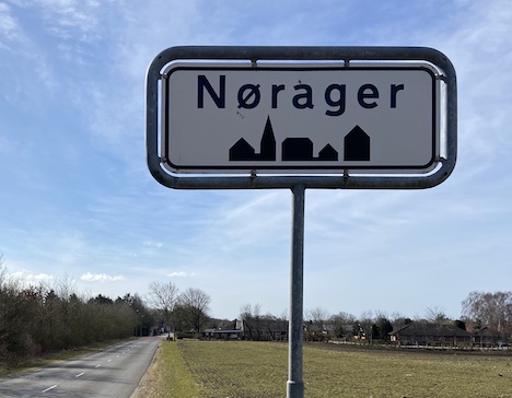 Der skal laves 3 skitseforslag til ombygning af krydset ved Bredgade og Mejlbyvej i Nørager