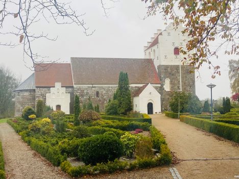 Ny præst i Øster Hornum og Veggerby pastorat