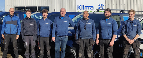 JOBANNONCE: Vi er et frisk team, som mangler elektrikere og lærlinge