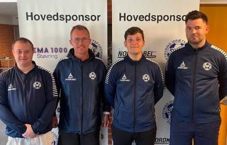 Trænerbesætning på plads