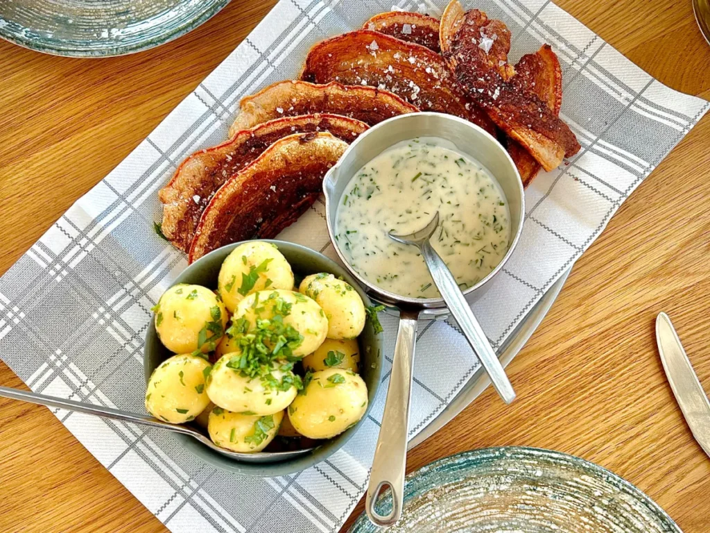 I morgen starter onsdagsklassikeren: Danmarks nationalret ad libitum på Færgekroen Hadsund