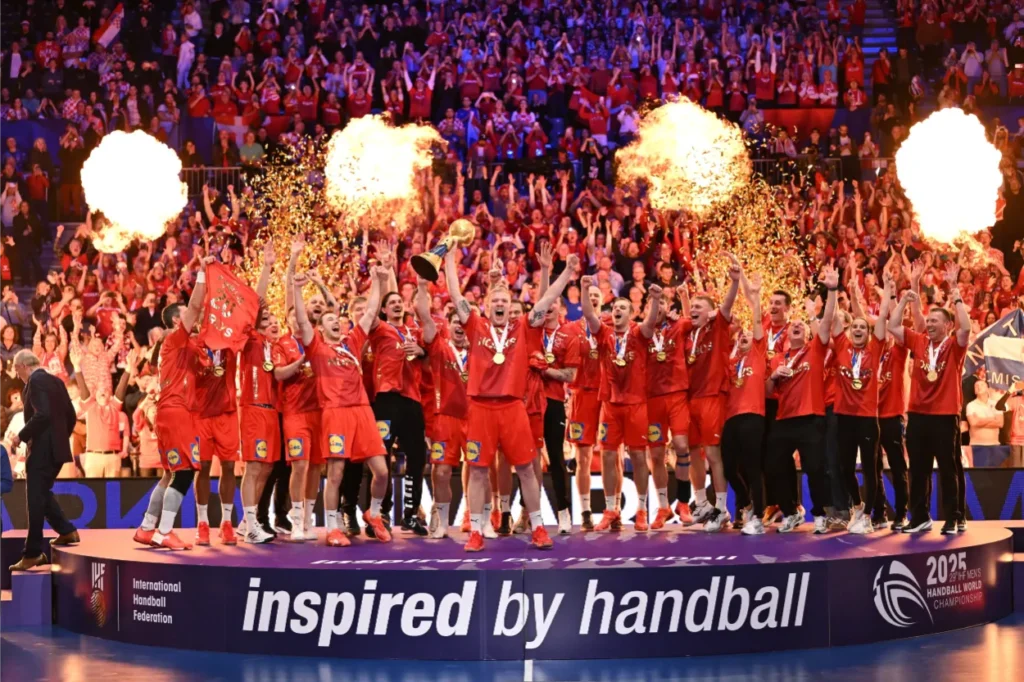 Håndboldherrerne kåret som Årets Hold 2025 ved DR-show i Herning