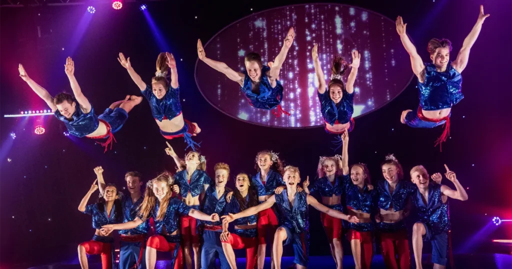 Flying Superkids vender tilbage til Hobro med to shows i april